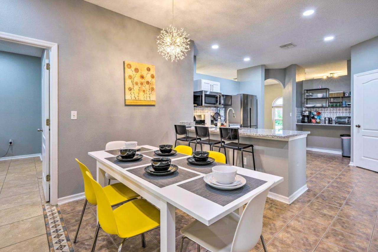 Sunny Clermont Retreat With Pool 12 Mi To Disney! Orlando Luaran gambar